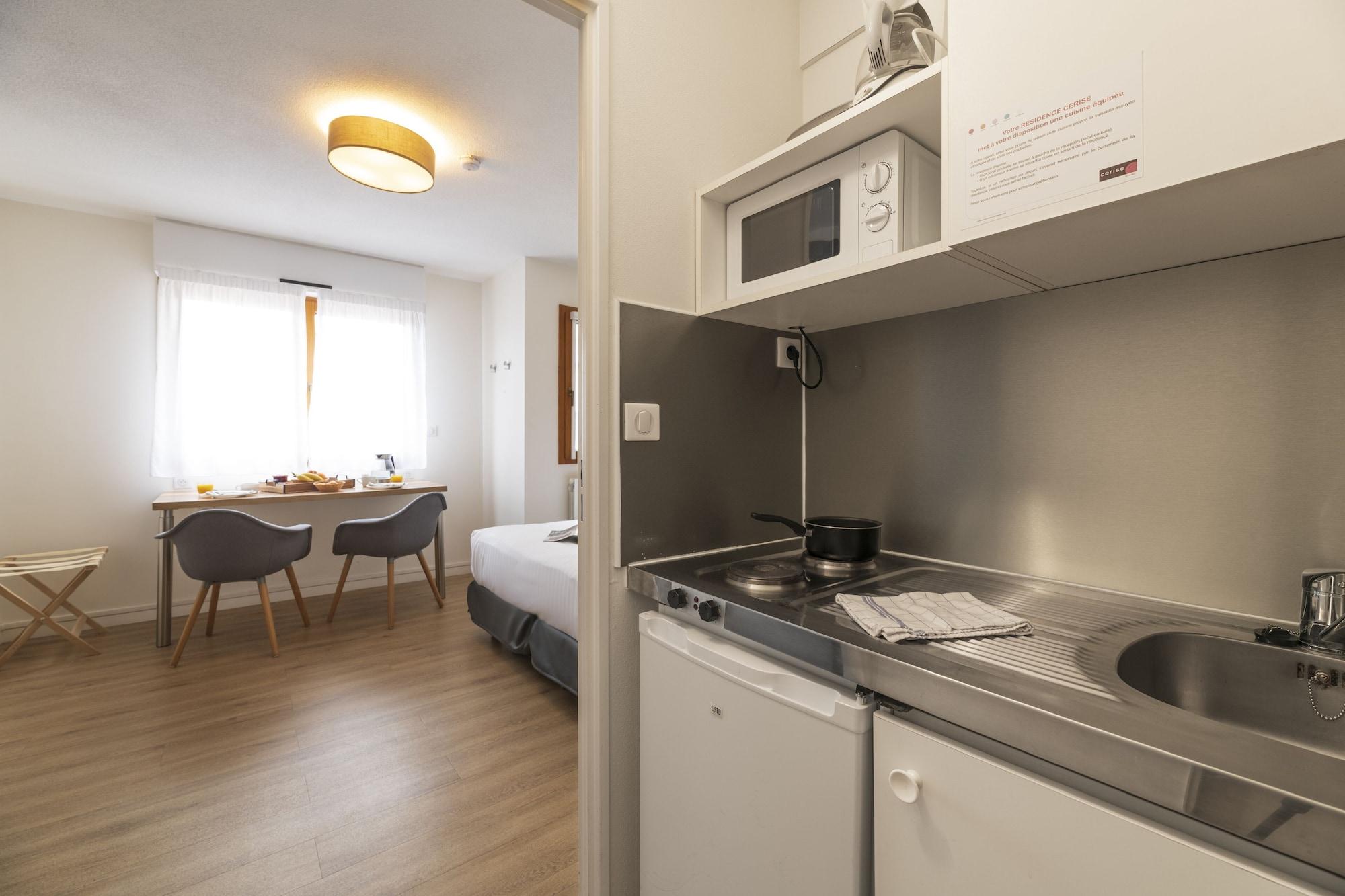 Cerise Nantes La Beaujoire Aparthotel Exterior photo